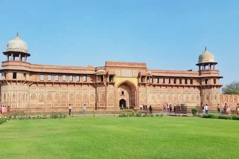 Places to Visit in Agra in 1 Day