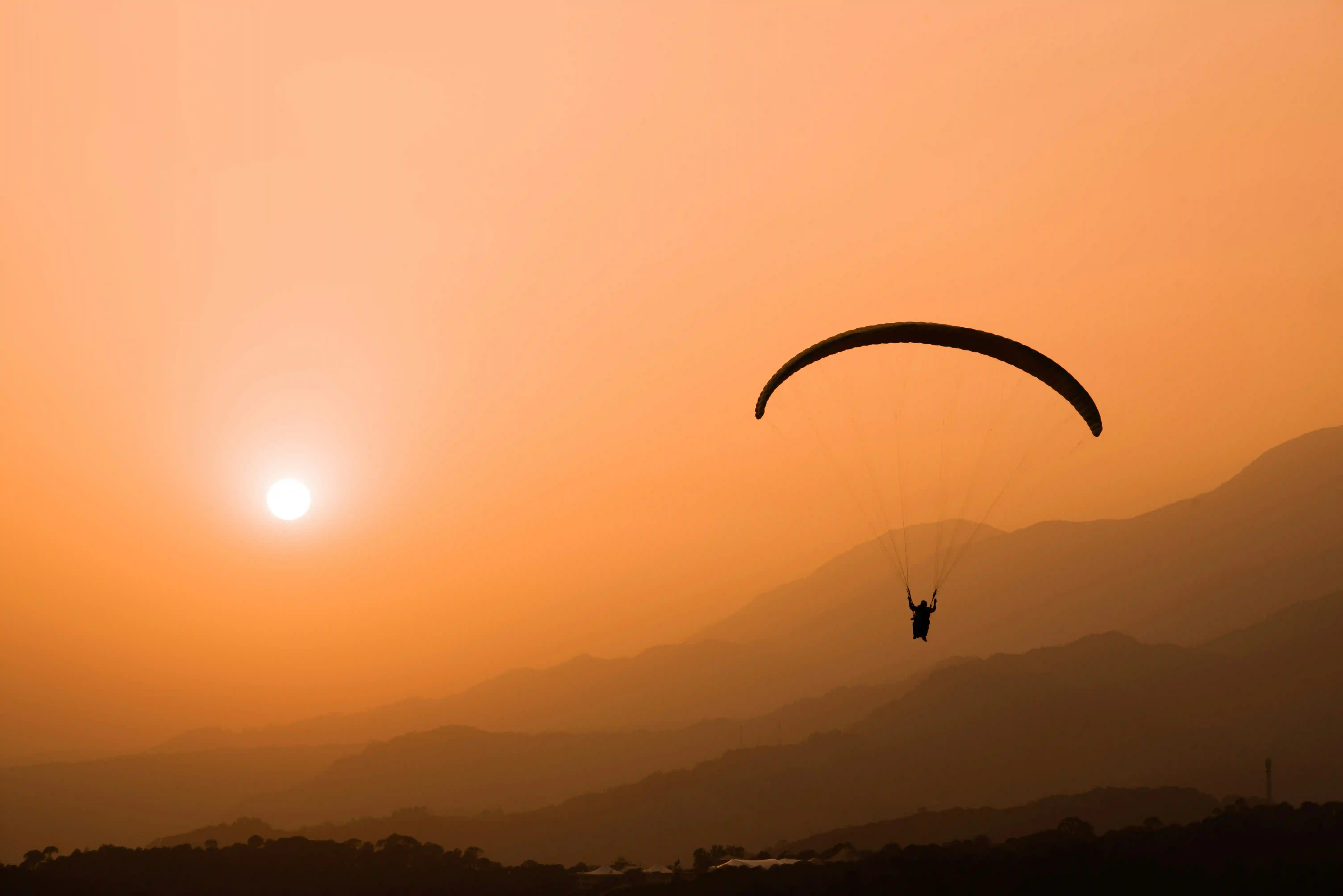 Paragliding in Himachal Pradesh