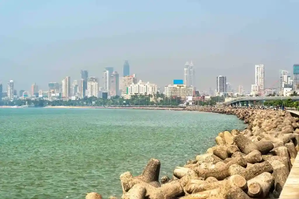 Places to Visit Near Marine Drive