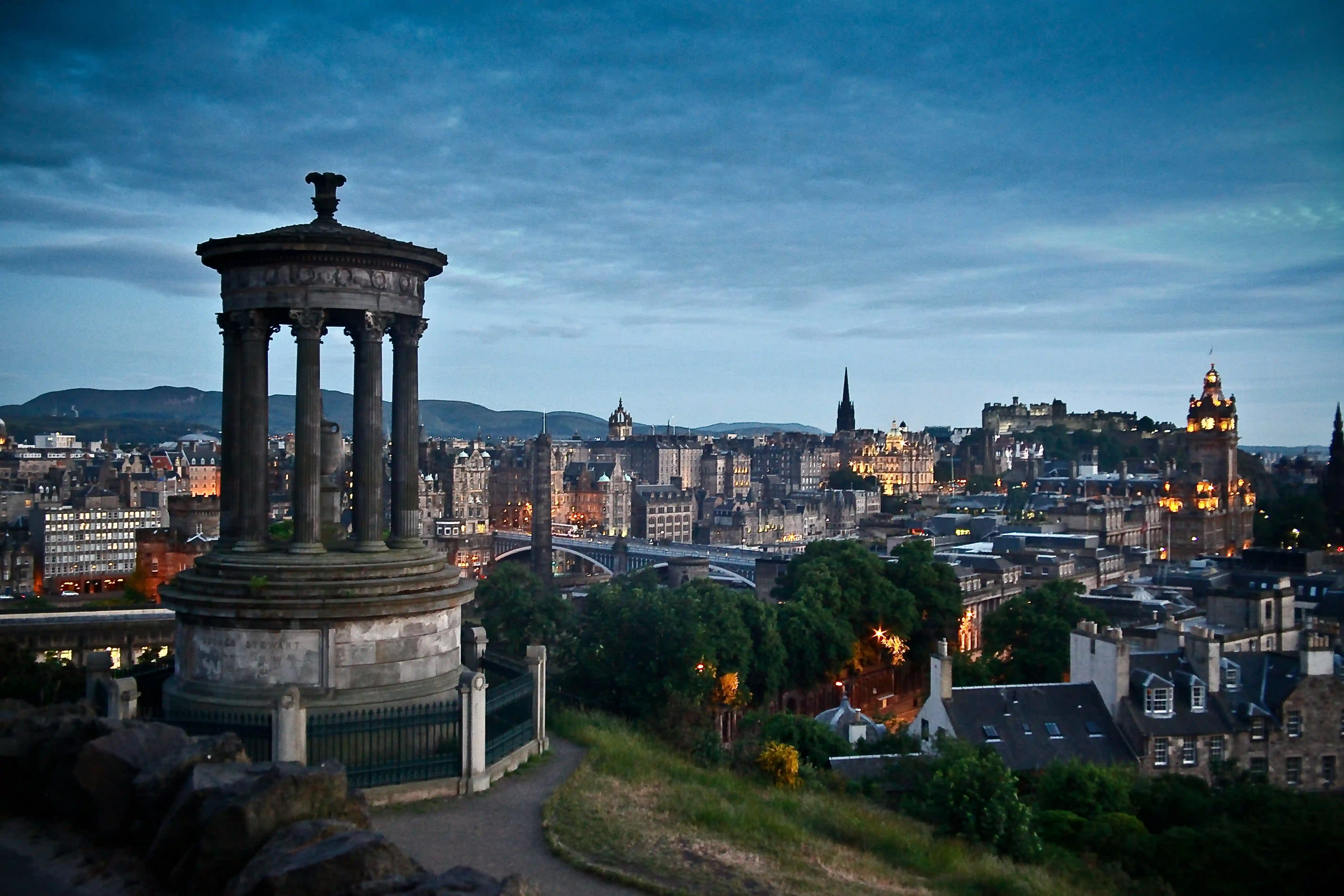 Best Time to Visit Edinburgh